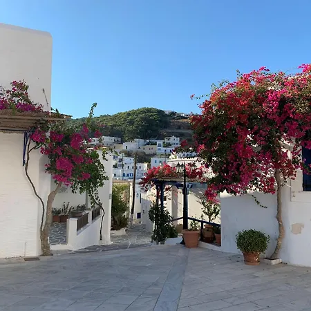 Apartment Depis Place And Apartments Naxos Depis Castle Renata Luxury Apartments-Double Studio *