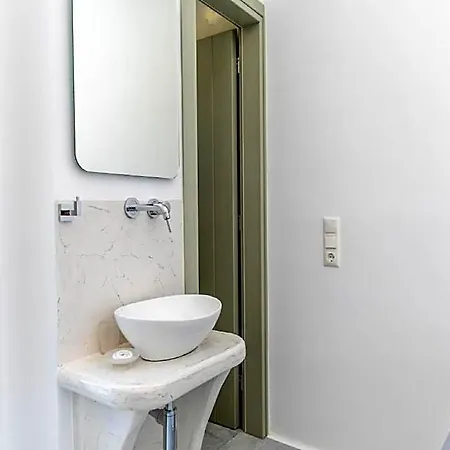 Depis Place And Naxos Depis Castle Renata Luxury Apartments-double Lägenhet Naxos City